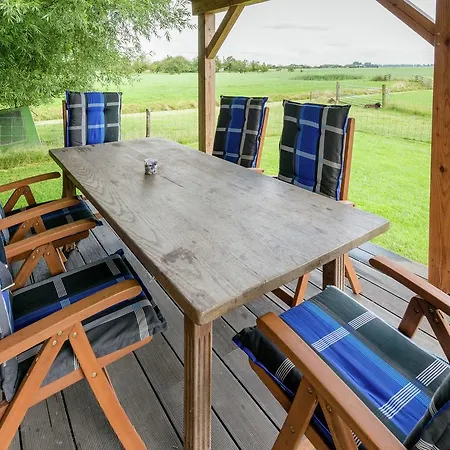 Lively Cottage Near Lake In Schellinkhout * Schellinkhout